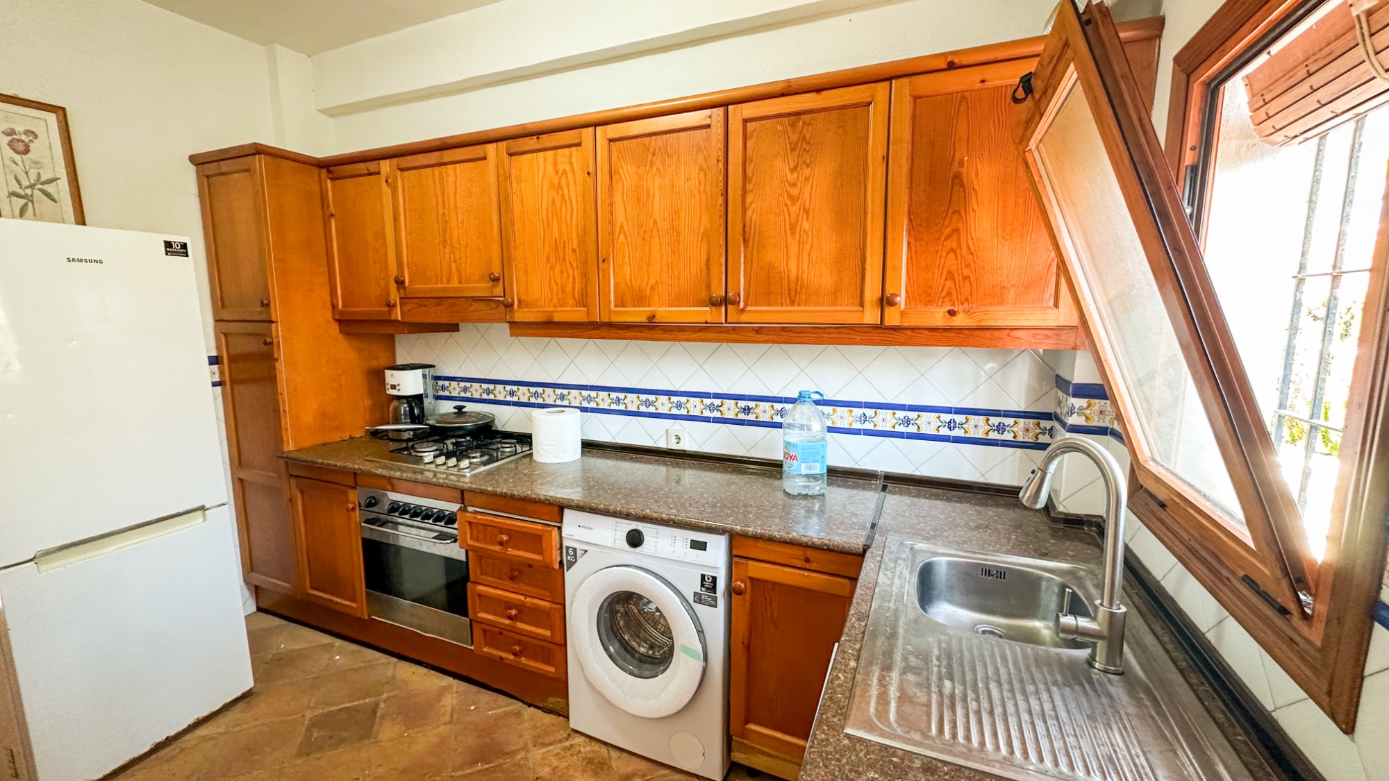 Resale - 4 Bedroom 2 Bathroom Villa in Cabo Roig - Cabo Roig  - Alicante