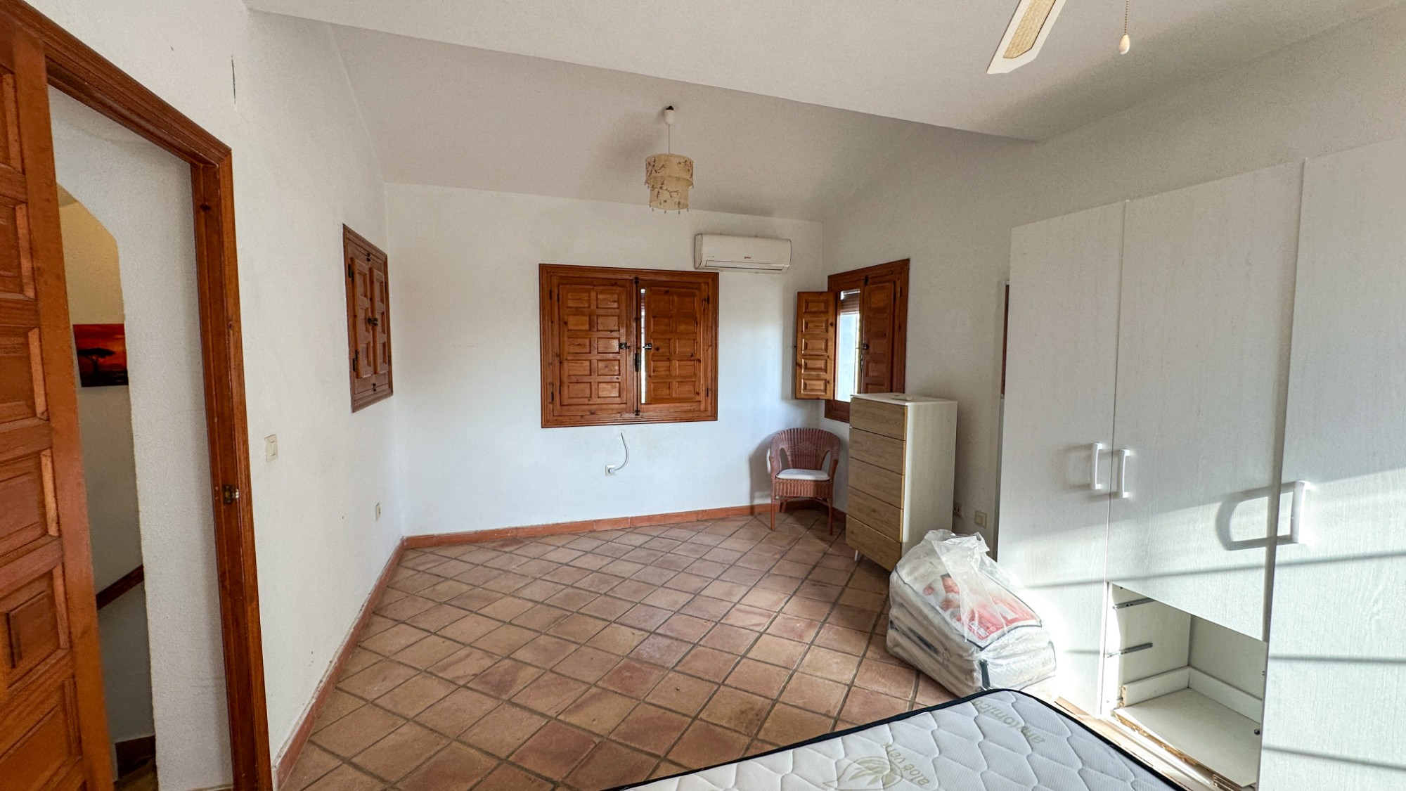 Resale - 4 Bedroom 2 Bathroom Villa in Cabo Roig - Cabo Roig  - Alicante