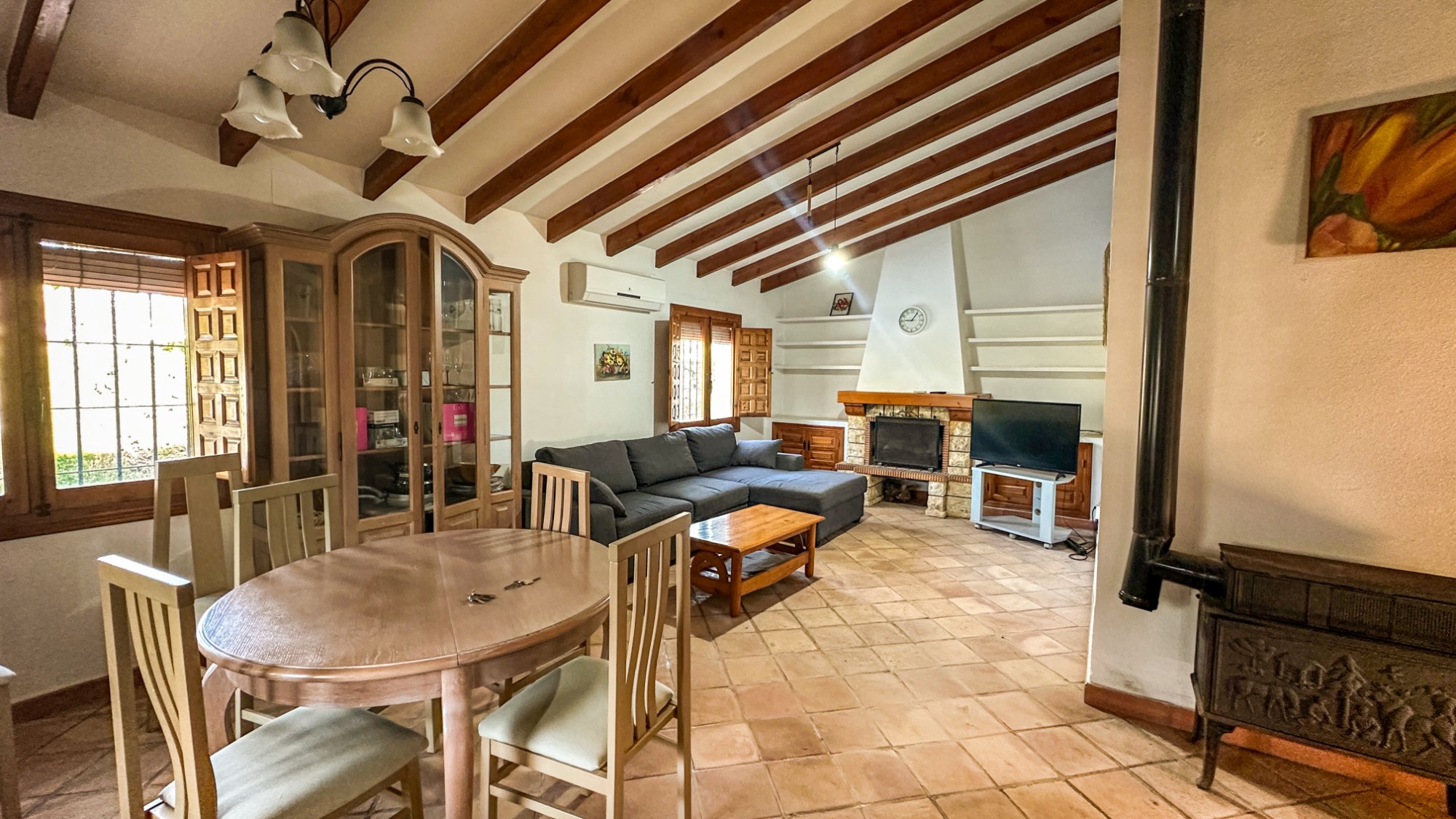 Resale - 4 Bedroom 2 Bathroom Villa in Cabo Roig - Cabo Roig  - Alicante
