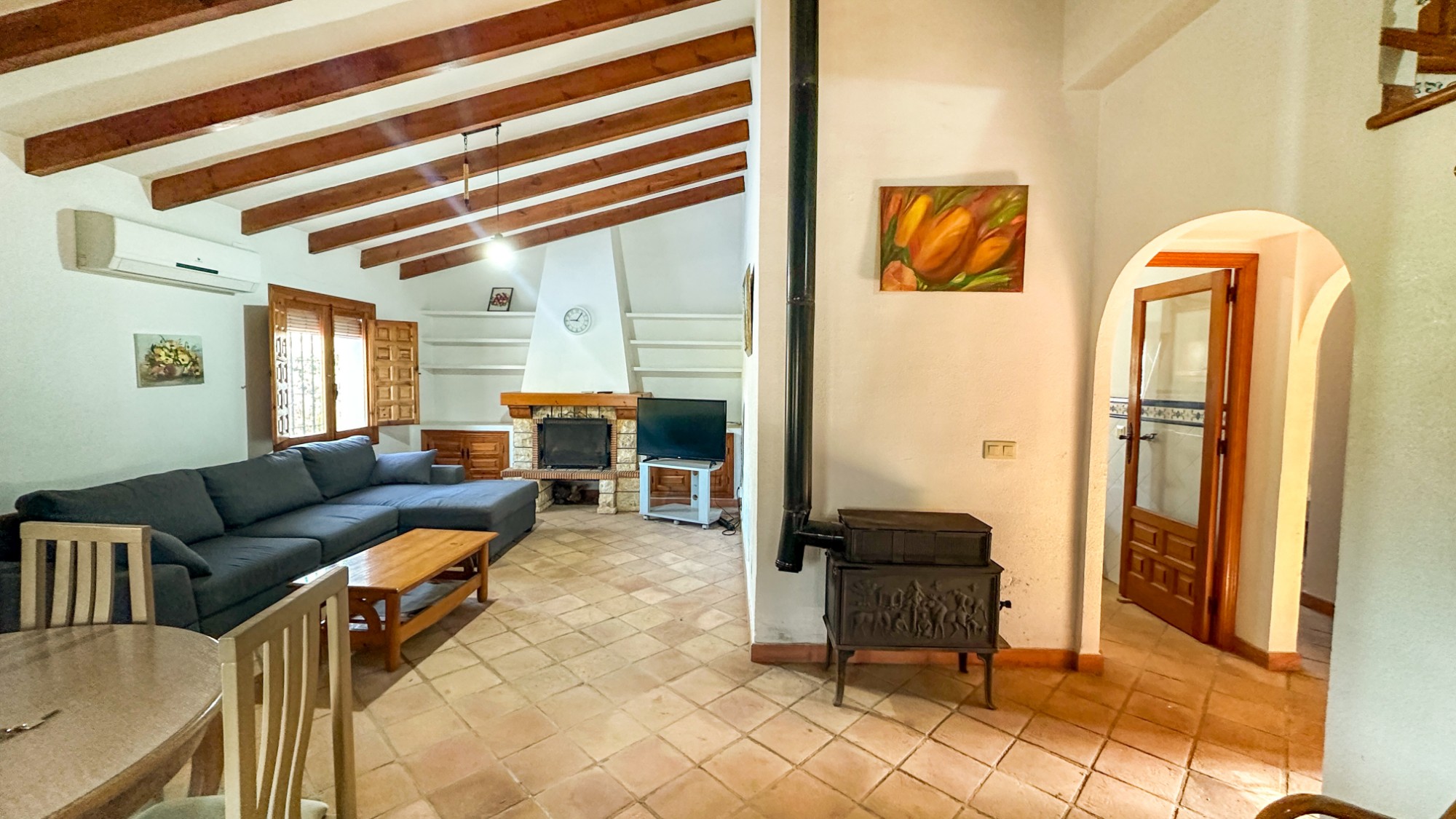 Resale - 4 Bedroom 2 Bathroom Villa in Cabo Roig - Cabo Roig  - Alicante
