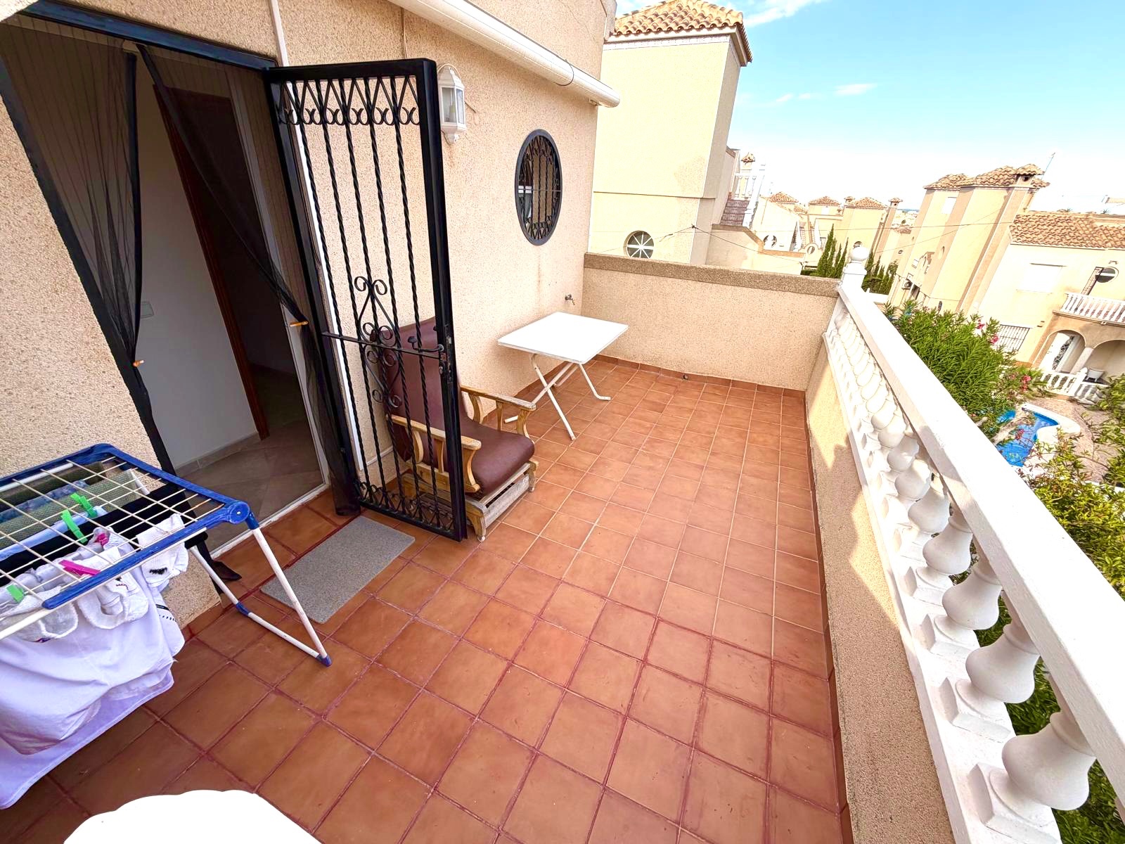 Resale - 3 Bedroom 2 Bathroom Villa in Orihuela Costa - Villamartín-Las Filipinas  - Alicante