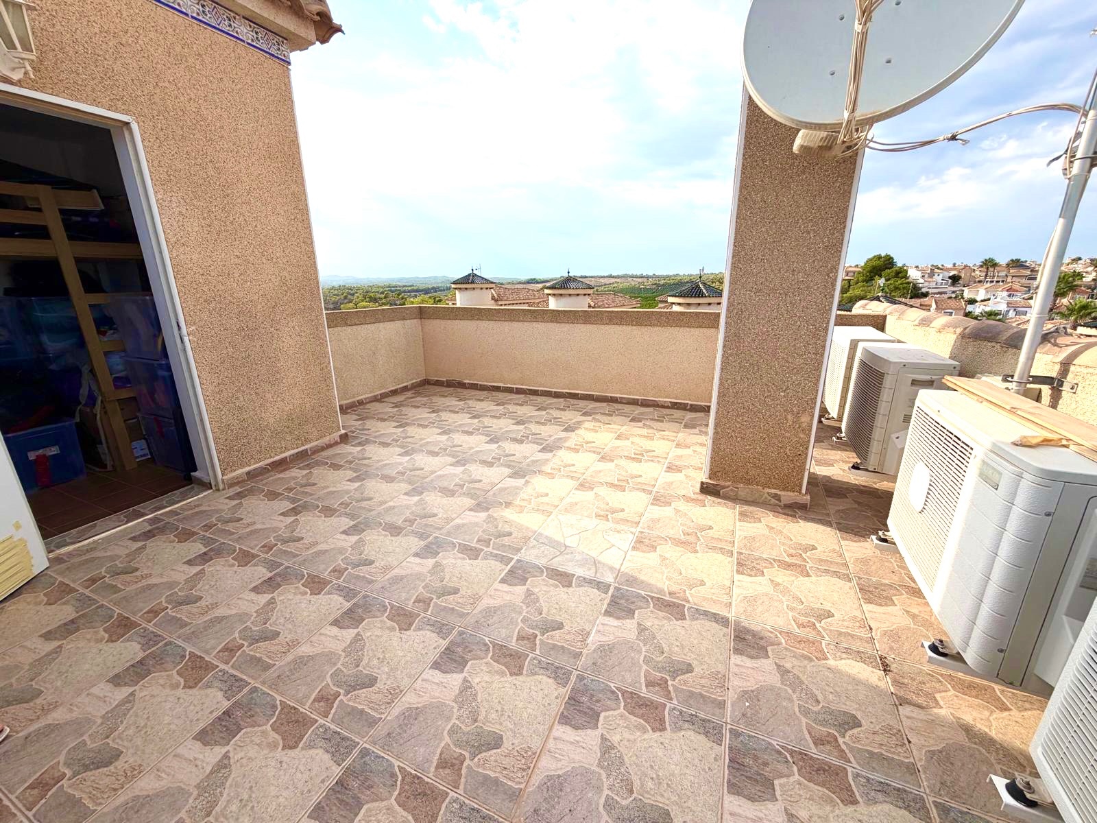 Resale - 3 Bedroom 2 Bathroom Villa in Orihuela Costa - Villamartín-Las Filipinas  - Alicante