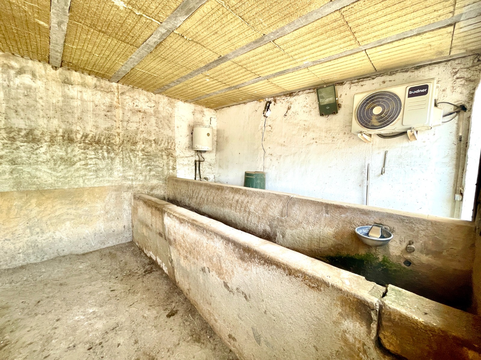 Resale - 3 Bedroom 2 Bathroom Finca / Country Property in Orihuela - Orihuela  - Alicante