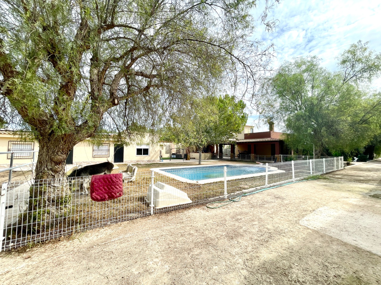 Resale - 3 Bedroom 2 Bathroom Finca / Country Property in Orihuela - Orihuela  - Alicante