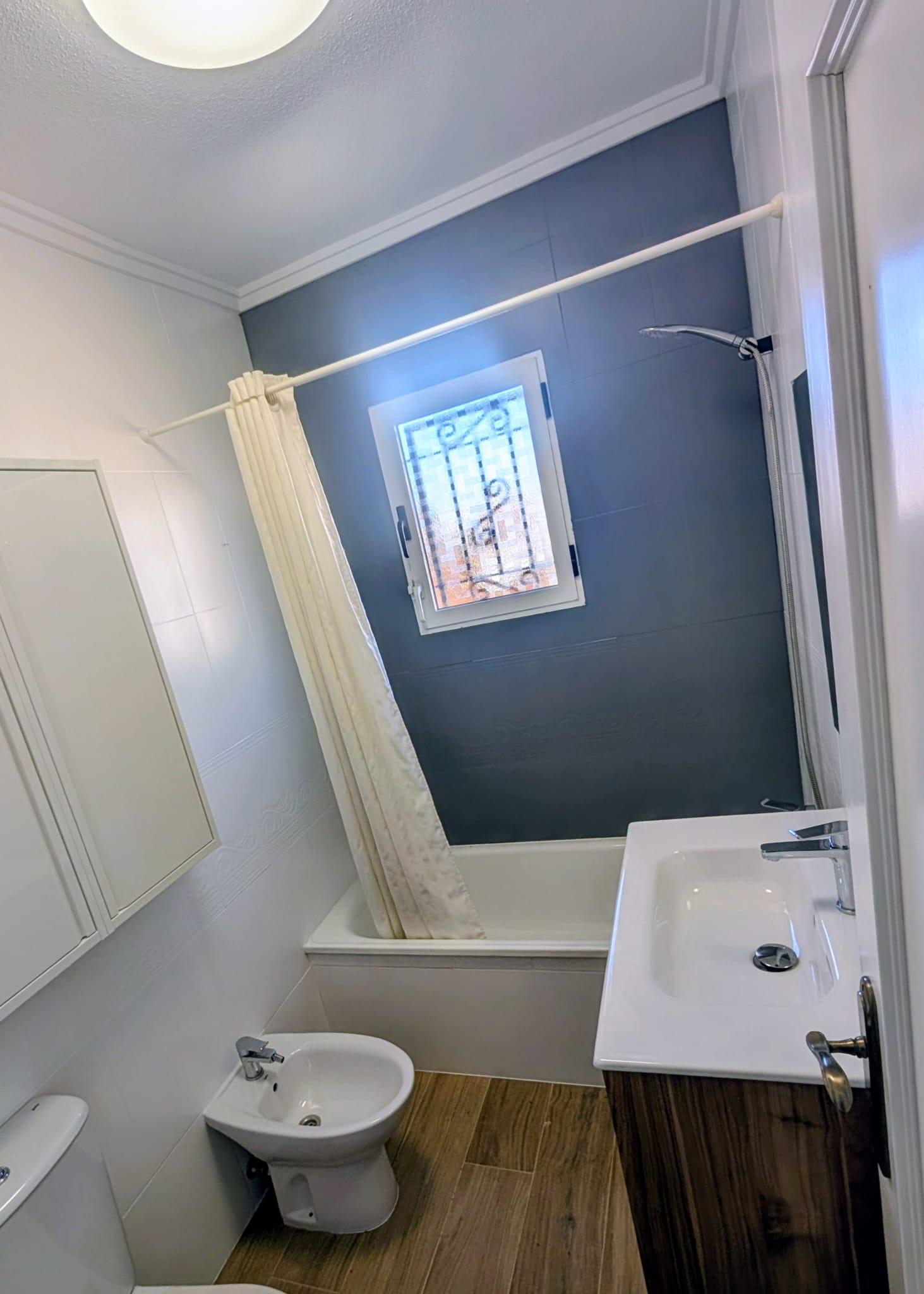 Resale - 3 Bedroom 2 Bathroom Chalet in Orihuela Costa - Dream Hills  - Alicante