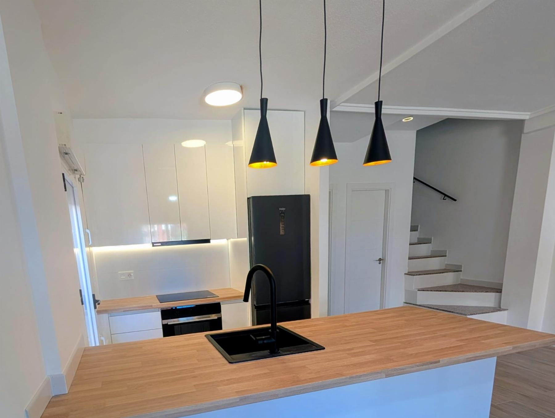 Resale - 3 Bedroom 2 Bathroom Chalet in Orihuela Costa - Dream Hills  - Alicante