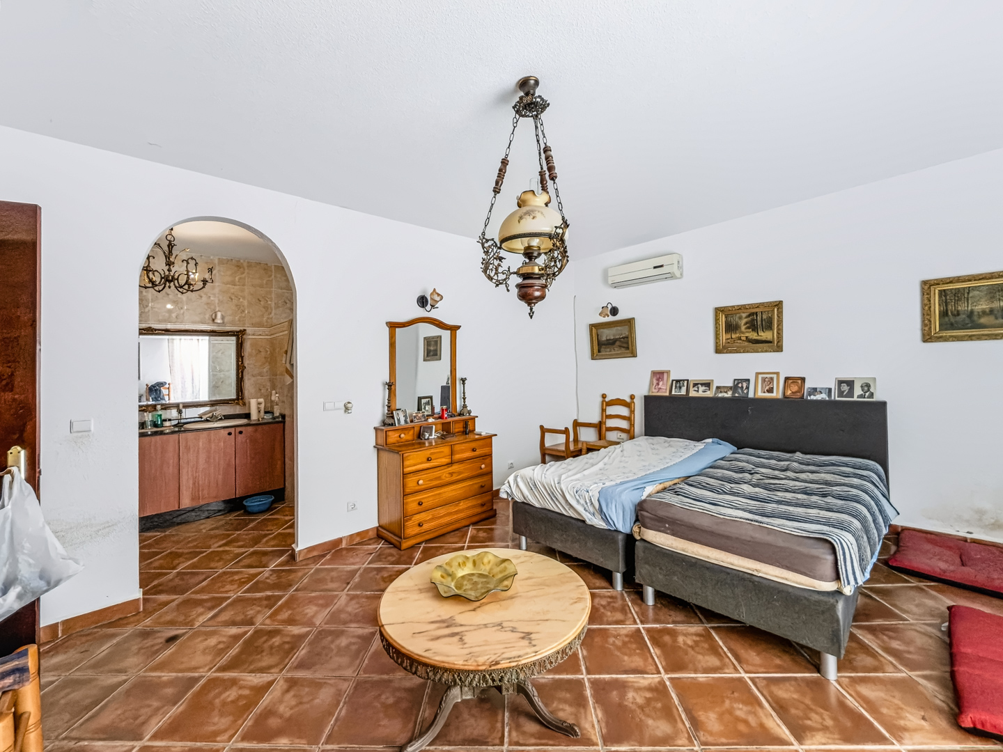 Resale - 6 Bed 4 Bath Villa with Pool and Large Plot with multiple garages in Fortuna  - calle baños 3 - Murcia