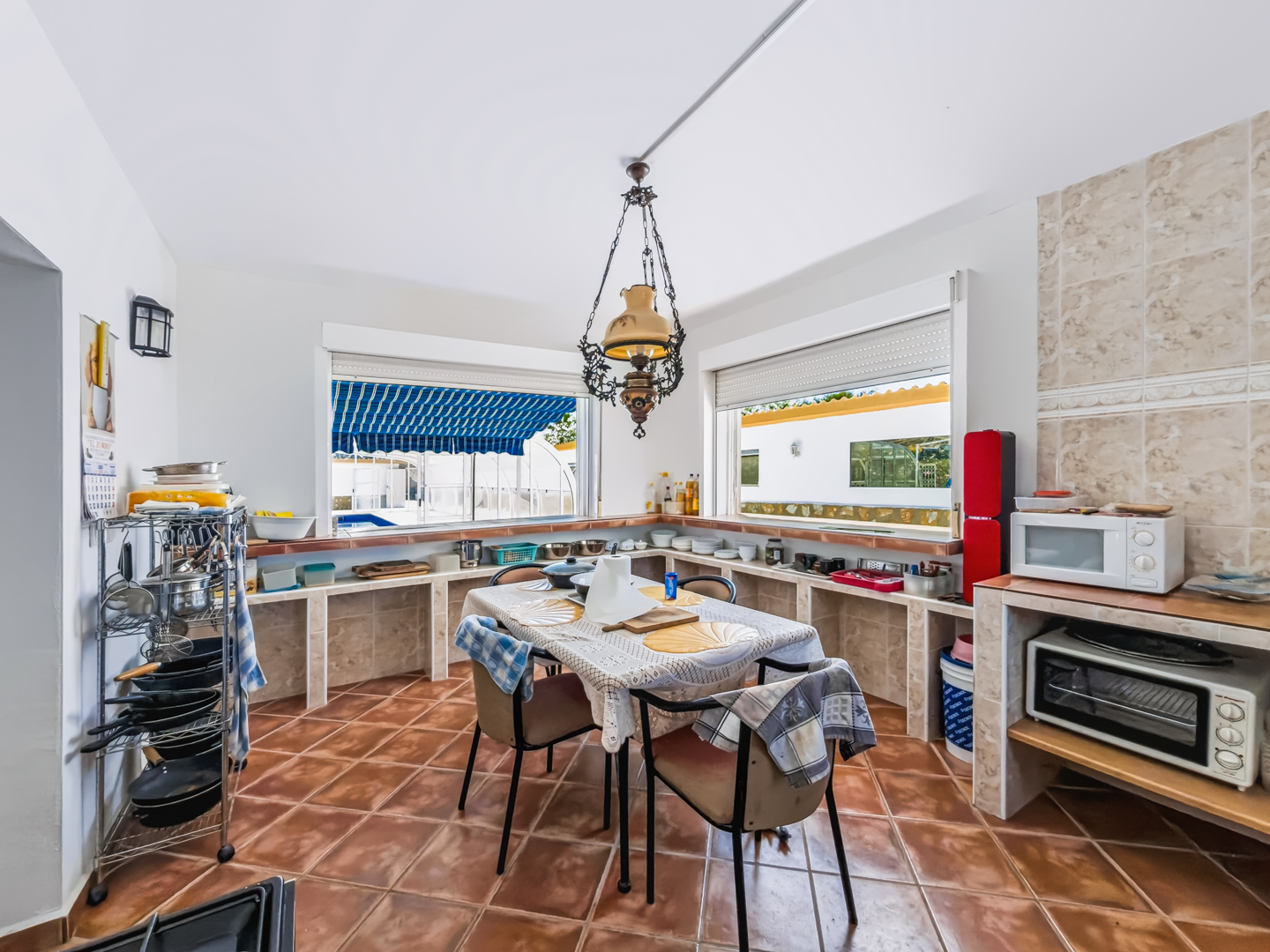 Resale - 6 Bed 4 Bath Villa with Pool and Large Plot with multiple garages in Fortuna  - calle baños 3 - Murcia