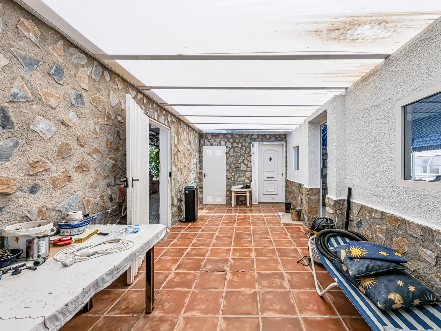 Resale - 6 Bed 4 Bath Villa with Pool and Large Plot with multiple garages in Fortuna  - calle baños 3 - Murcia