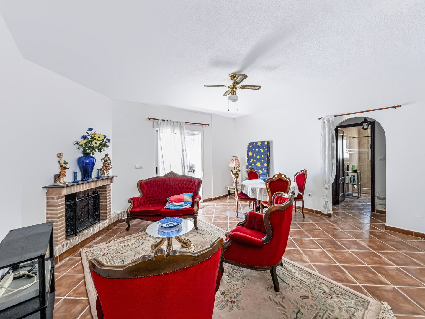Resale - 6 Bed 4 Bath Villa with Pool and Large Plot with multiple garages in Fortuna  - calle baños 3 - Murcia