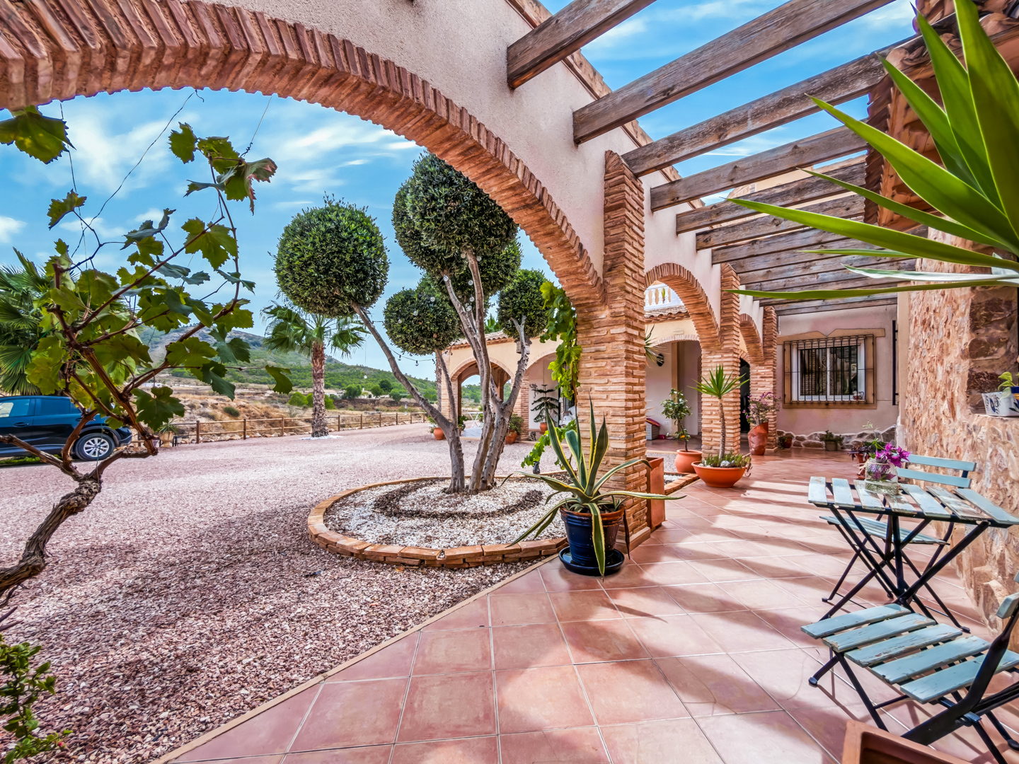 Resale - 6 bedroom 4 bathroom villa and cave house for sale in Las Casicas, Fortuna - paraje de las casicas - Murcia