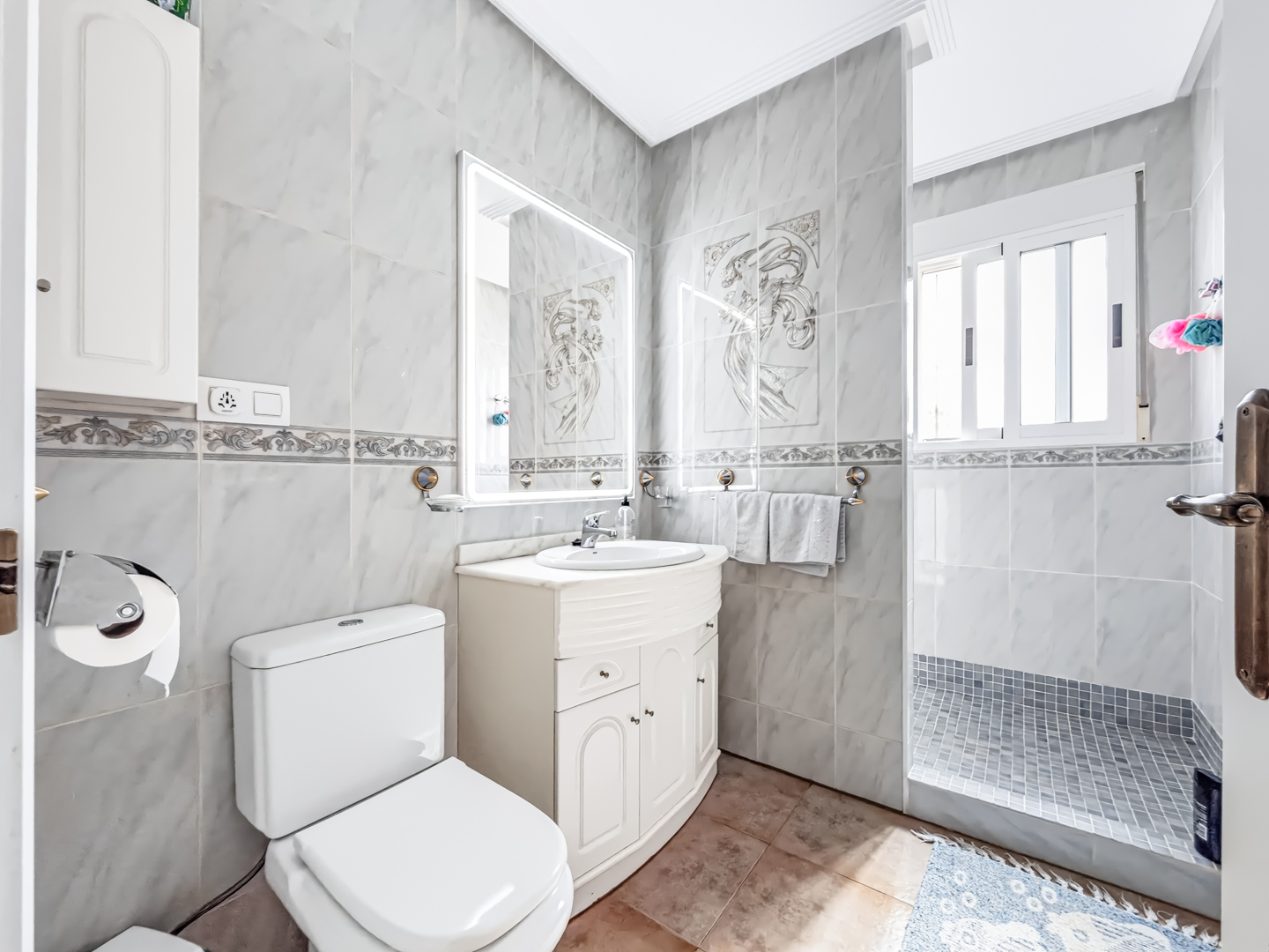 Resale - 6 bedroom 4 bathroom villa and cave house for sale in Las Casicas, Fortuna - paraje de las casicas - Murcia