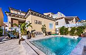 3 Bed 3 bath Villa with Private Pool and Parking + Hot tub and Guest apartment in El Galan, Villamartin